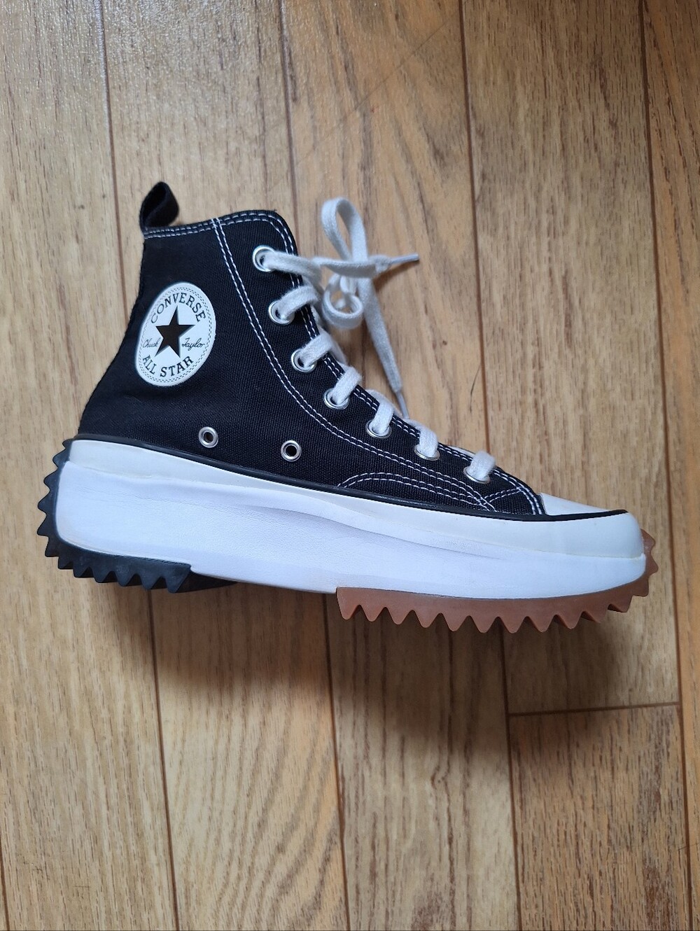 Converse Run Star Hike Platform Canvas Women's Black And White Size 7 - Picture 9 of 10